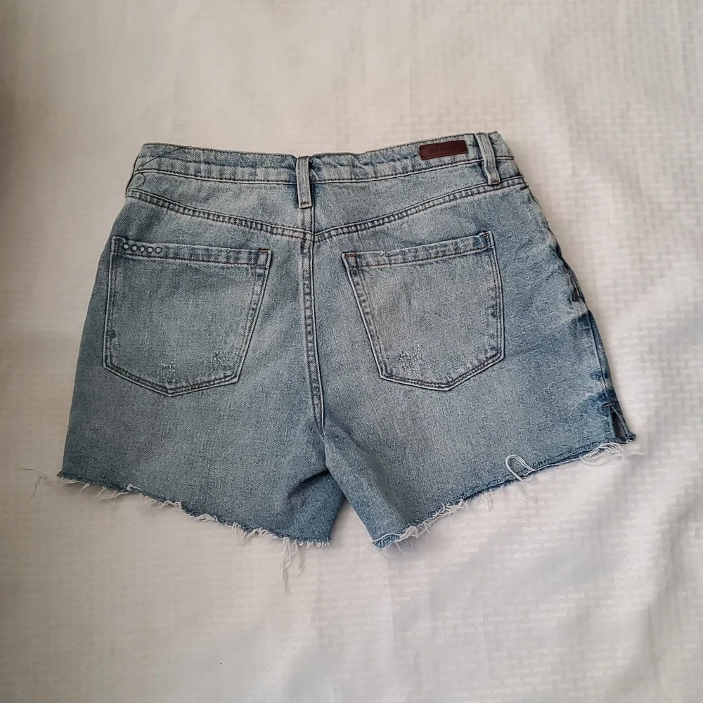 Blank NYC Bahama Mama jean short size 30 - Picture 9 of 14